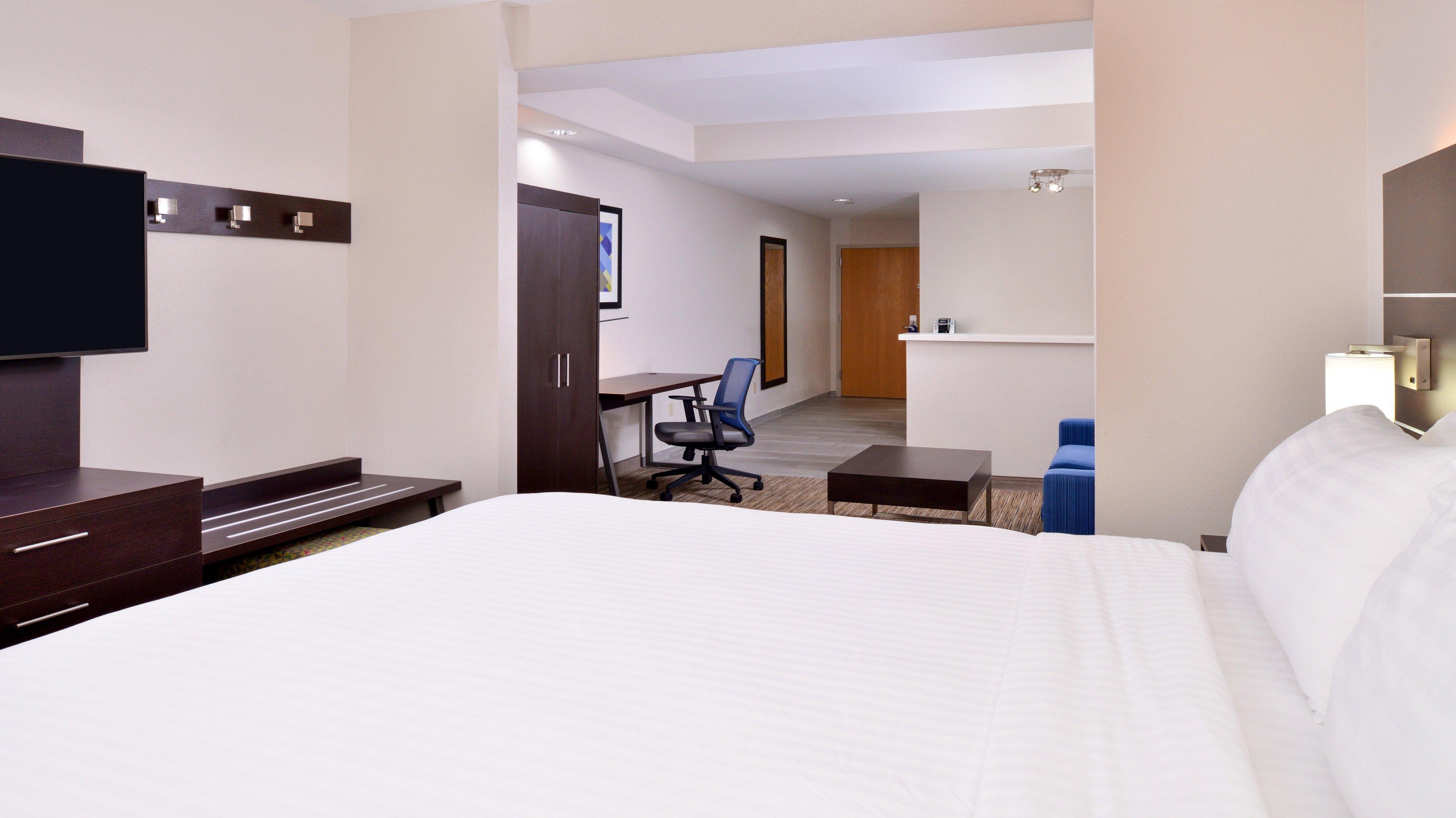 Holiday Inn Express Hotel & Suites La Place By Ihg Exterior photo