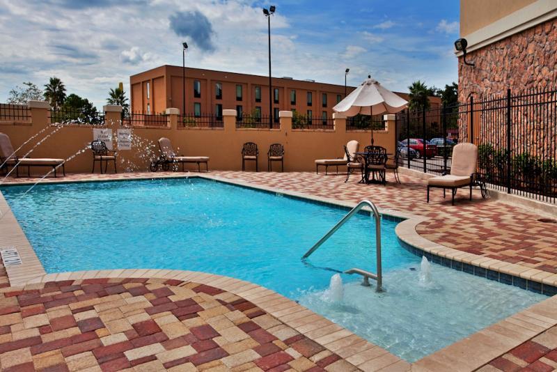 Holiday Inn Express Hotel & Suites La Place By Ihg Exterior photo